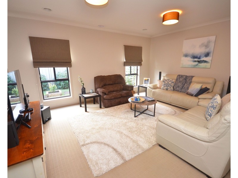 13 Yeovil Court, Echuca VIC 3564
