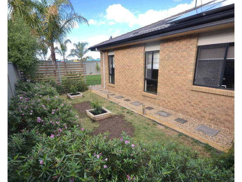 13 Yeovil Court, Echuca VIC 3564