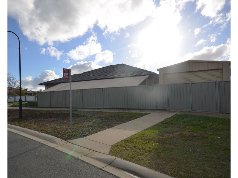 13 Yeovil Court, Echuca VIC 3564