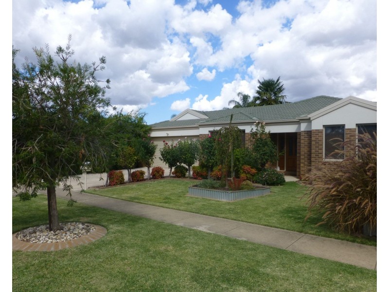 36 Glencoe Boulevard, Moama NSW 2731