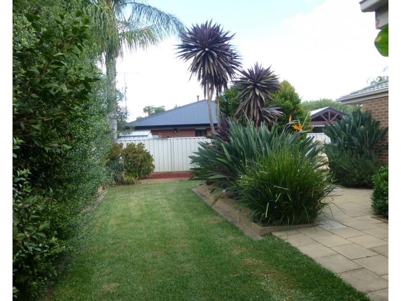 36 Glencoe Boulevard, Moama NSW 2731