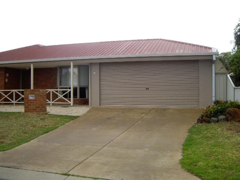 110 Crossen Street, Echuca VIC 3564