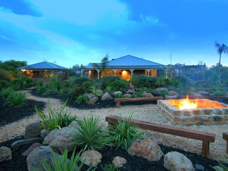 36 Chelsworth Drive, Echuca VIC 3564