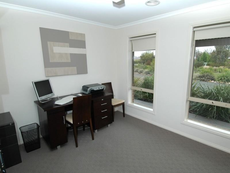 36 Chelsworth Drive, Echuca VIC 3564