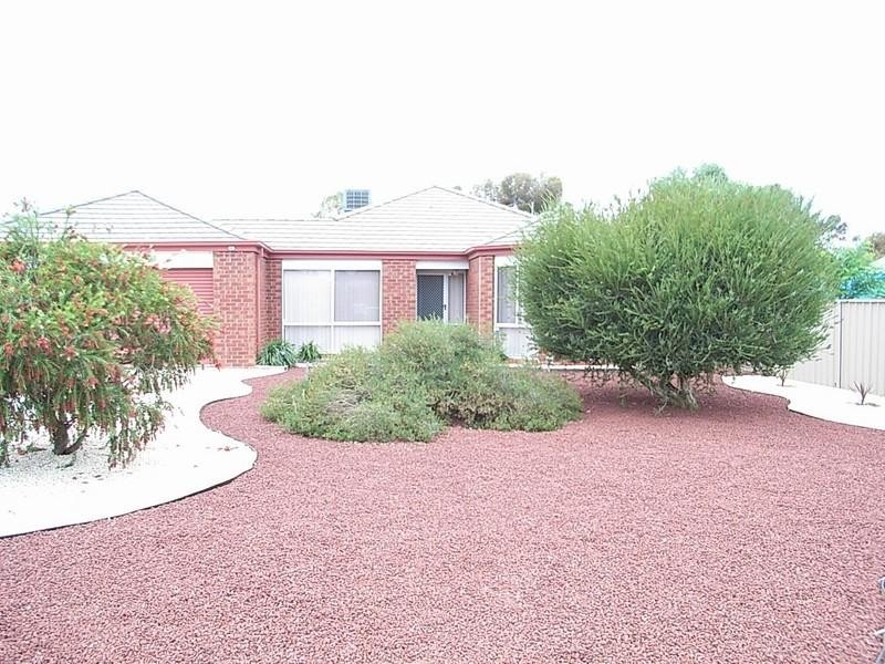 4 Tanderra Court, Echuca VIC 3564