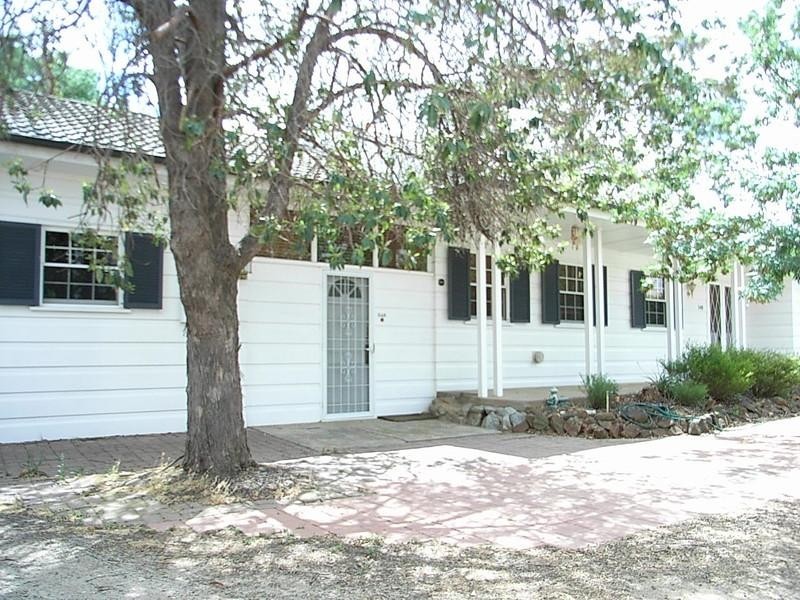 348-350 Ogilvie Avenue, Echuca VIC 3564