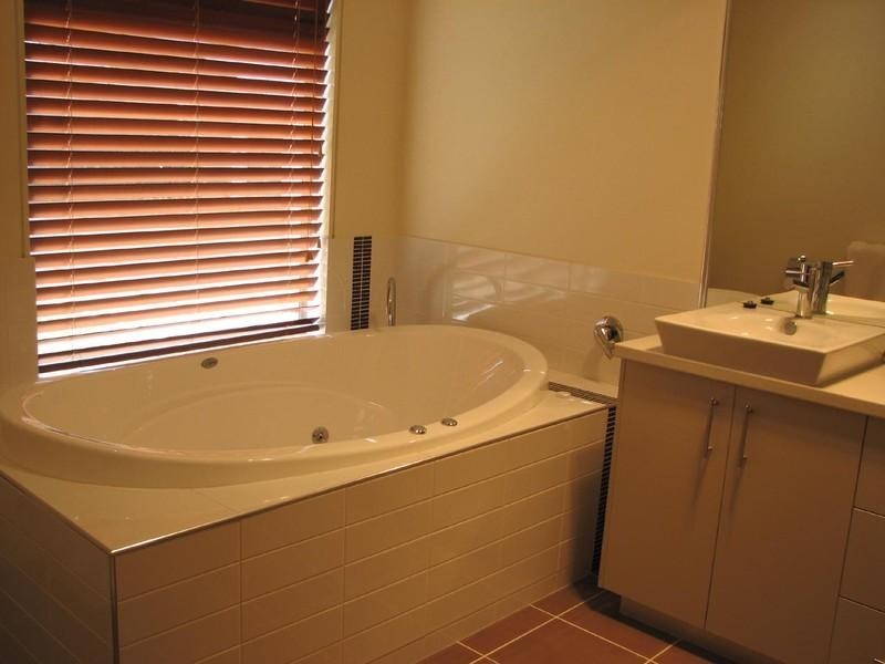 5 Sunset Avenue, Echuca VIC 3564