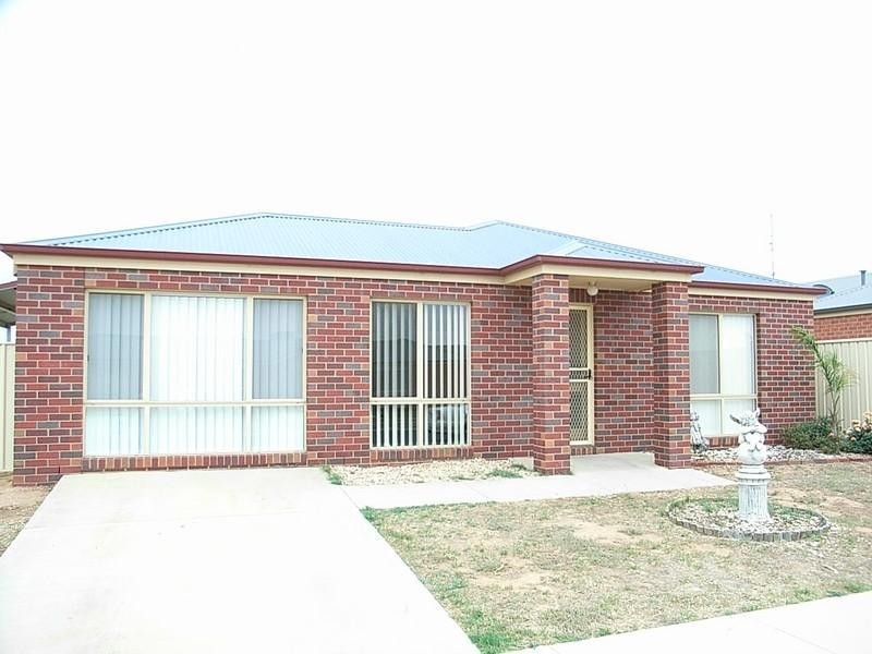 31 Federal Street, Echuca VIC 3564