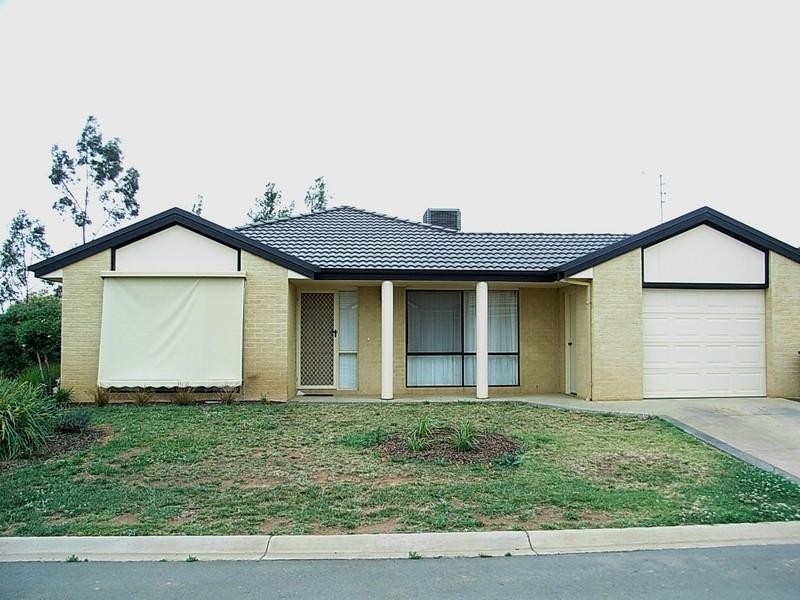 1 Emu Court, Moama NSW 2731