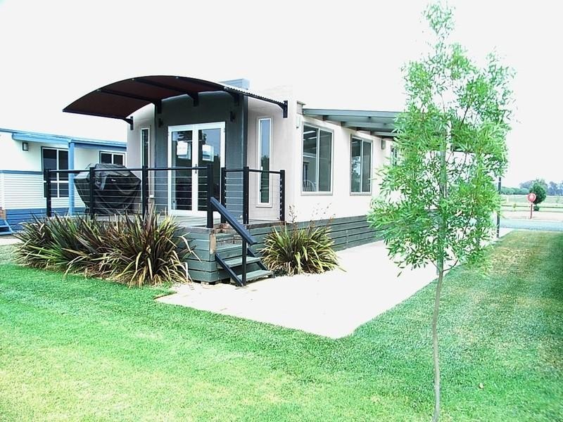 Cabin 24 Horseshoe Lagoon Holiday Park, Moama NSW 2731