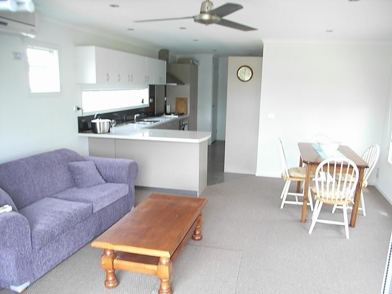 Cabin 24 Horseshoe Lagoon Holiday Park, Moama NSW 2731