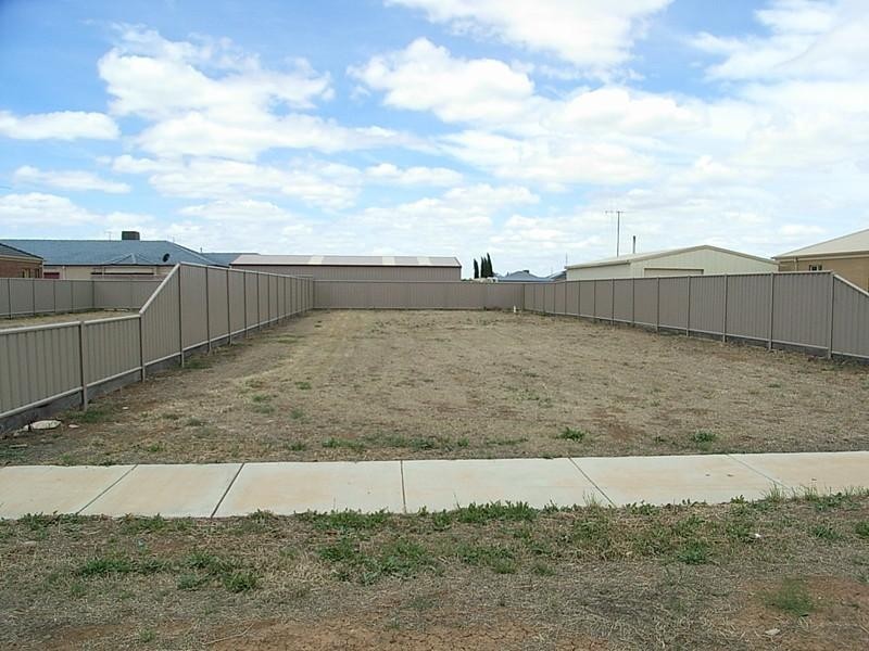 2/4 Morphed Drive, Echuca VIC 3564