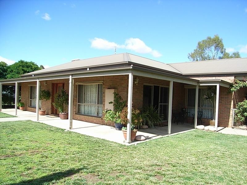 11 Snowden Street, Echuca VIC 3564