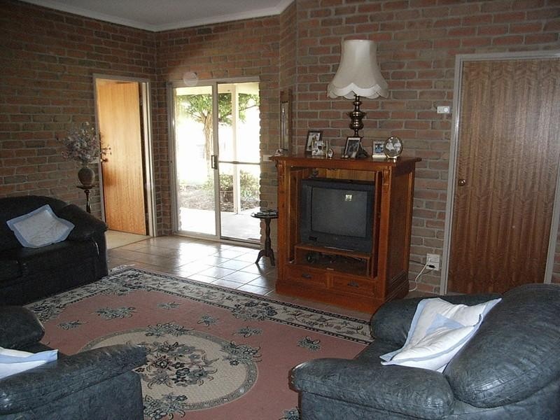 11 Snowden Street, Echuca VIC 3564