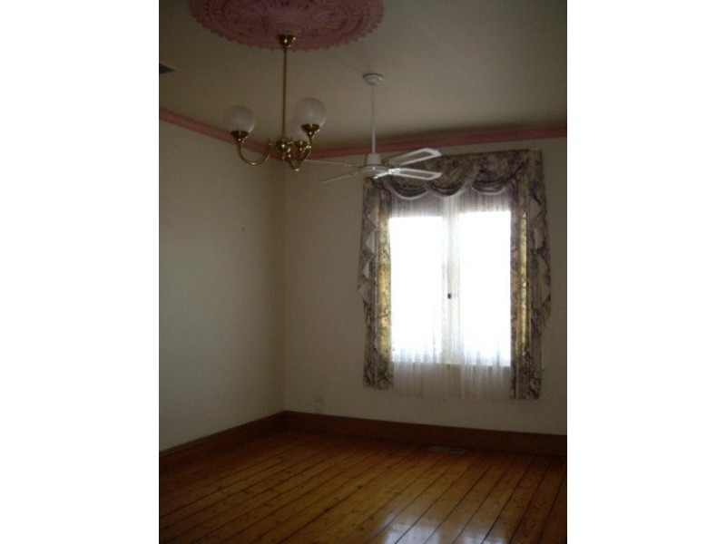 14 Dawson Street, Rochester VIC 3561