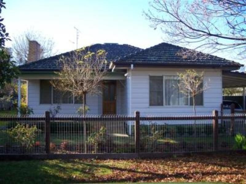 5 West Street, Moama NSW 2731