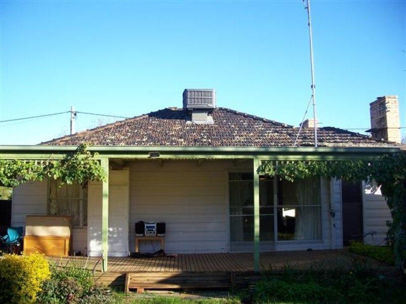 5 West Street, Moama NSW 2731