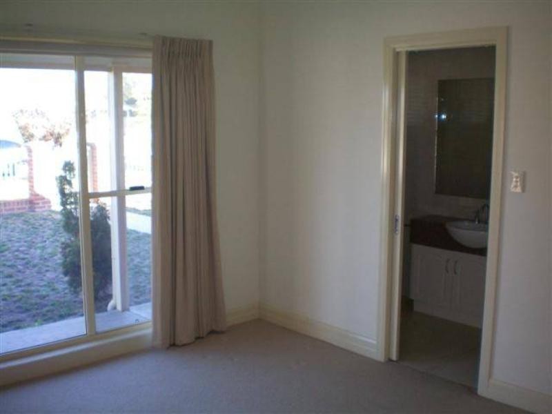 1/76 Mitchell Street, Echuca VIC 3564