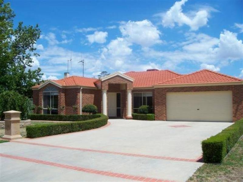 141 Campaspe Esplanade, Echuca VIC 3564
