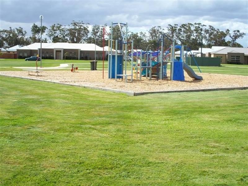 72 Shetland Drive, Moama NSW 2731