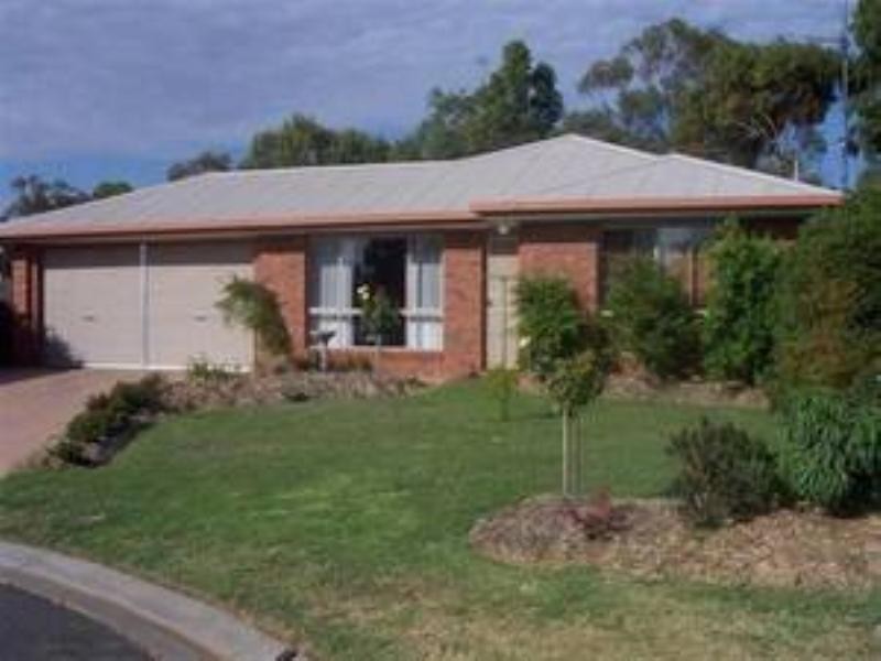 6 Rob Roy Court, Echuca VIC 3564