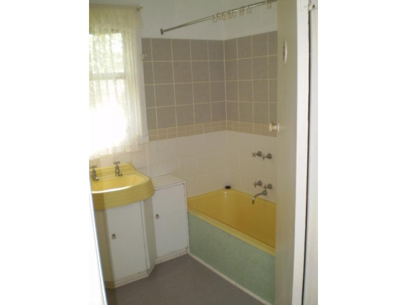 293 Ogilvie Avenue, Echuca VIC 3564