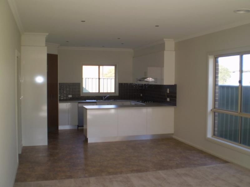 8/54 Francis Street, Moama NSW 2731