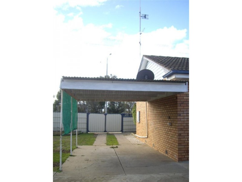 43 Crossen Street, Echuca VIC 3564