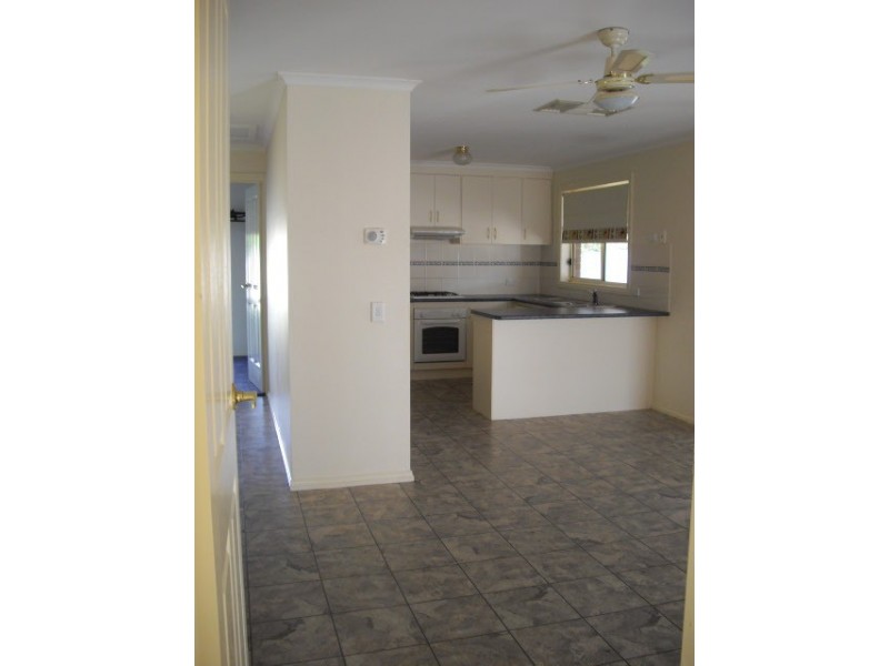 19 Aberdeen Way, Moama NSW 2731