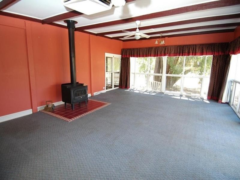 209 Welton School Rd, Torrumbarry, Echuca VIC 3564