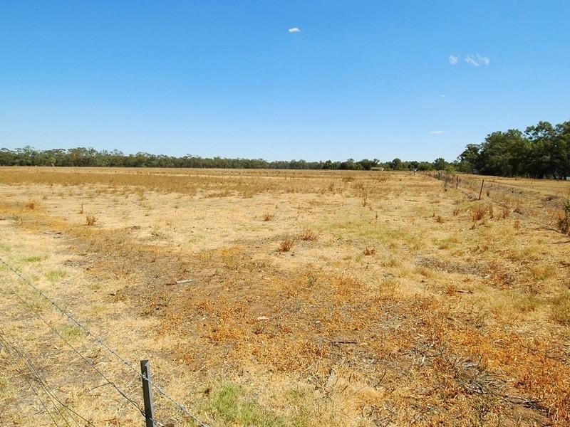 209 Welton School Rd, Torrumbarry, Echuca VIC 3564
