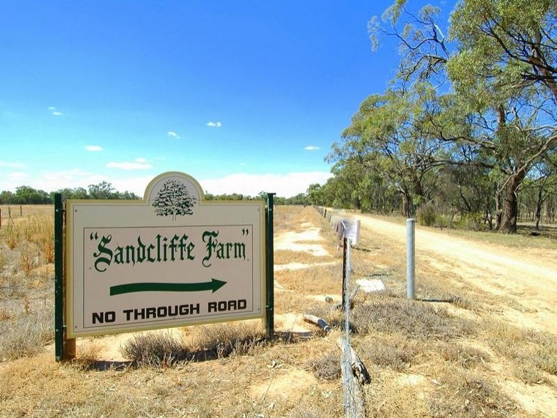 209 Welton School Rd, Torrumbarry, Echuca VIC 3564