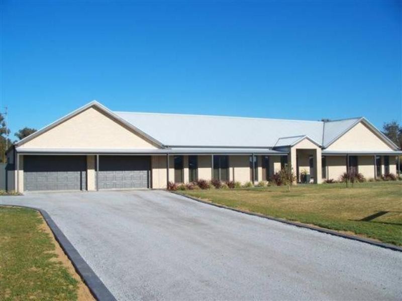 9 Silvergums Place, Moama NSW 2731