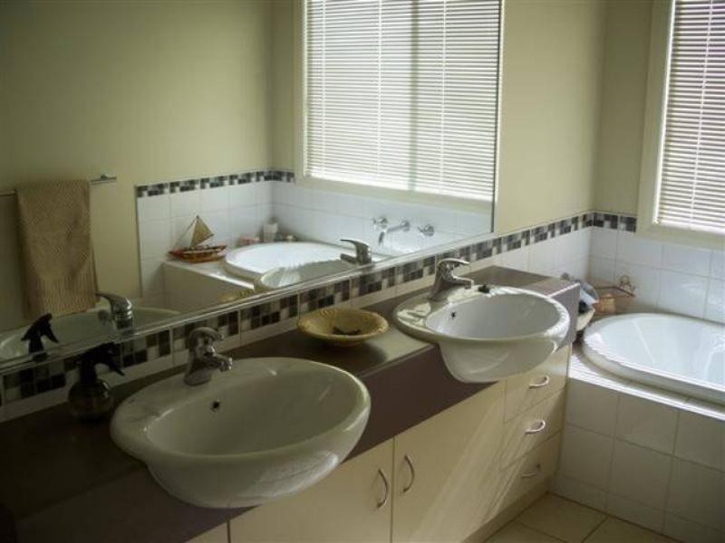 9 Silvergums Place, Moama NSW 2731