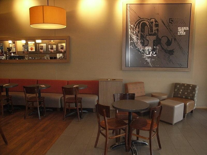 Gloria Jeans 2 / 468-472 High Street, Echuca VIC 3564