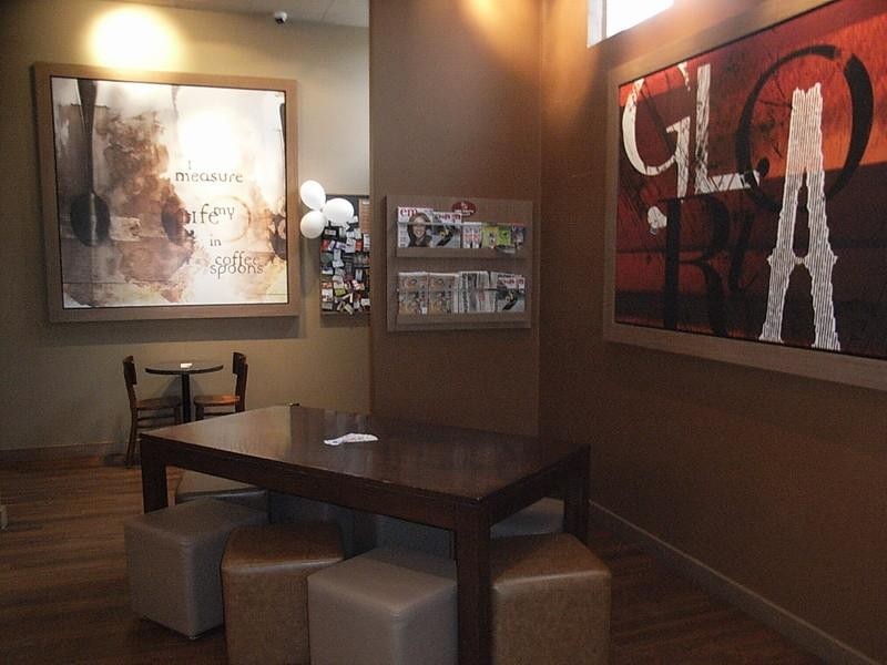 Gloria Jeans 2 / 468-472 High Street, Echuca VIC 3564