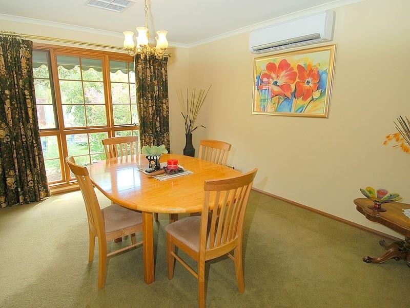 38 Rutley Crescent, Echuca VIC 3564