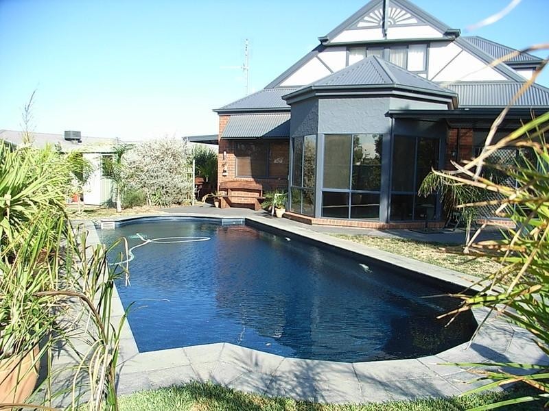 57 woodlands Circuit, Echuca VIC 3564