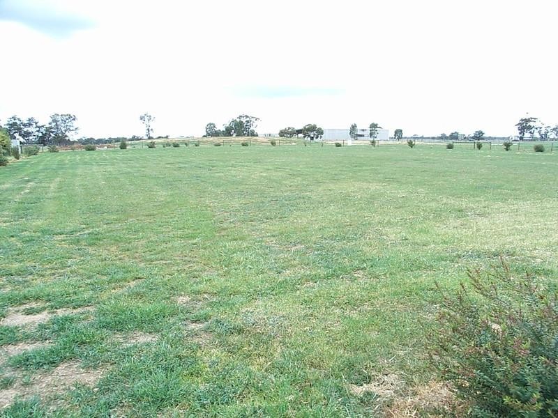 3 Foxdale Court, Echuca VIC 3564