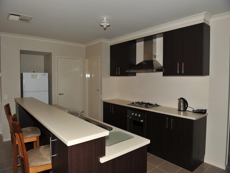 8 Kingfisher Drive West, Moama NSW 2731