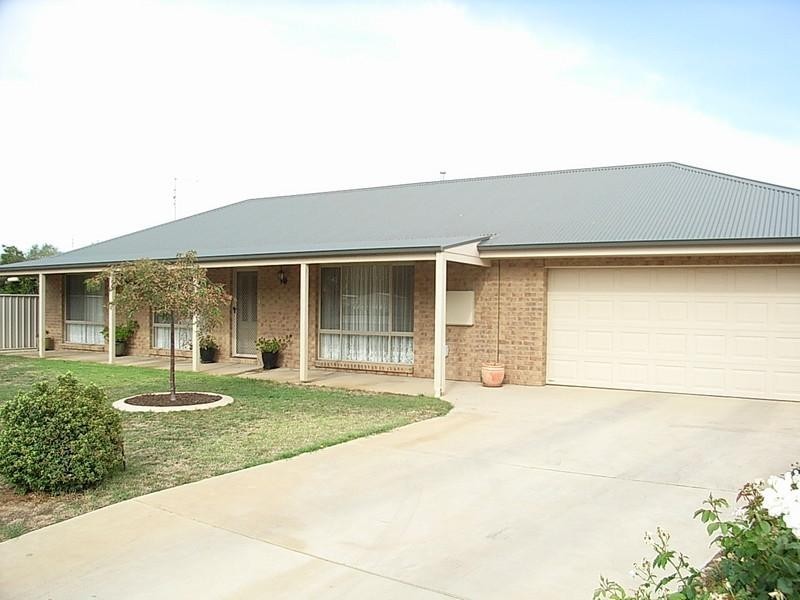 10 Harris Court, Moama NSW 2731