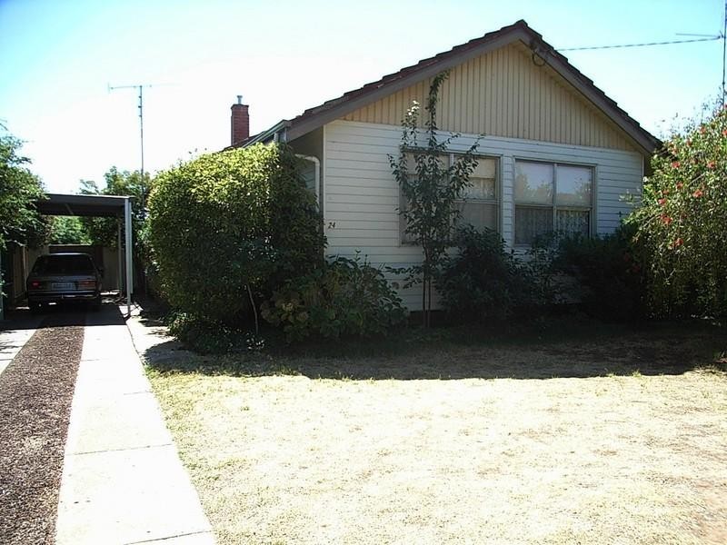 24 Freeman Street, Echuca VIC 3564