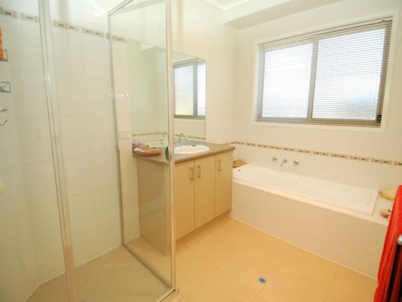 8 Ikona Drive, Echuca VIC 3564