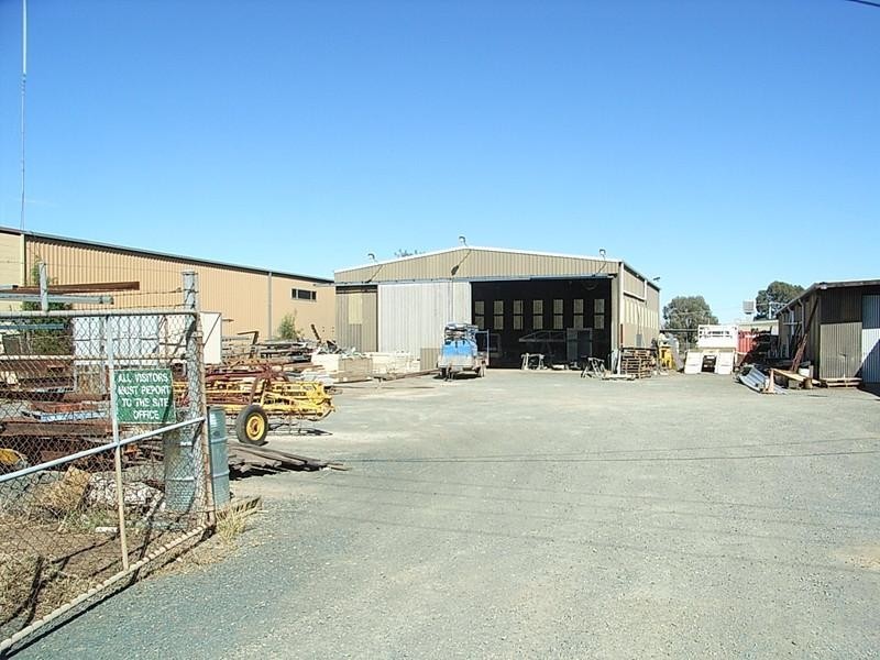 33 – 35 Hovell Street, Echuca VIC 3564