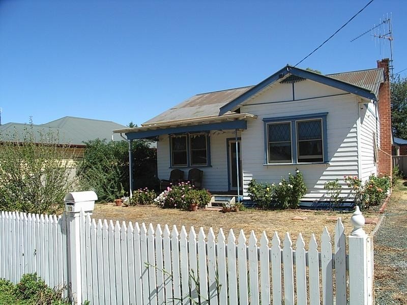 13 Premier Street, Echuca VIC 3564