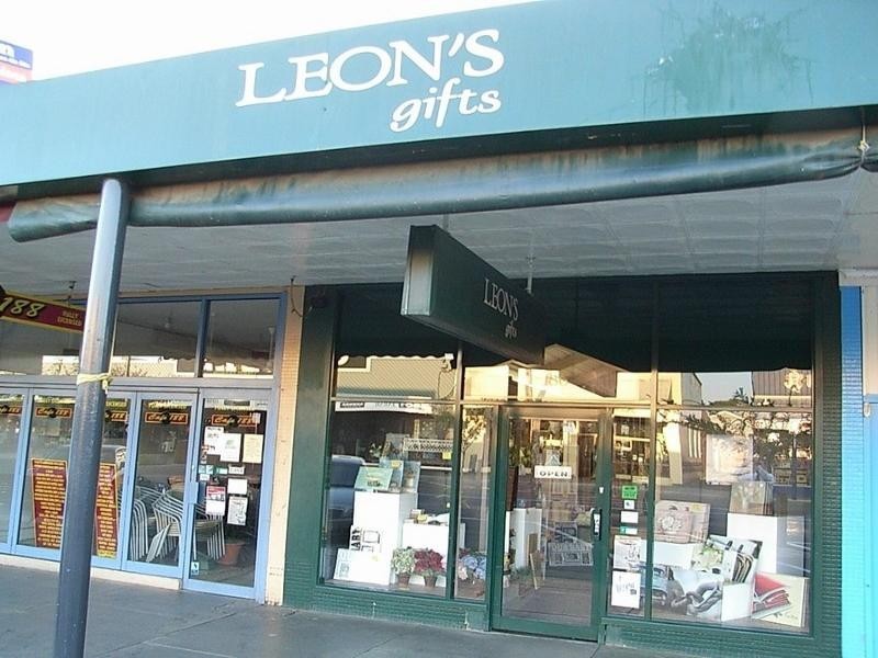 Leon’s Gifts 186 Hare Street, Echuca VIC 3564