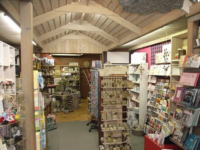 Leon’s Gifts 186 Hare Street, Echuca VIC 3564