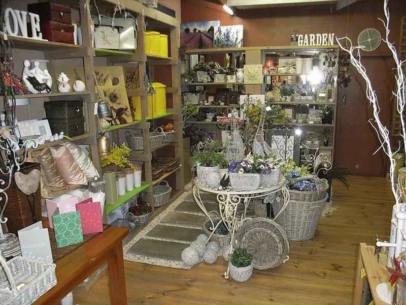 Leon’s Gifts 186 Hare Street, Echuca VIC 3564