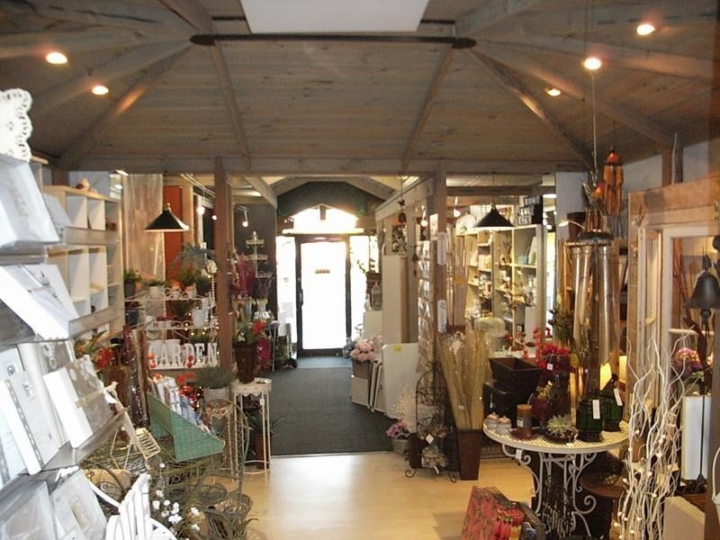 Leon’s Gifts 186 Hare Street, Echuca VIC 3564