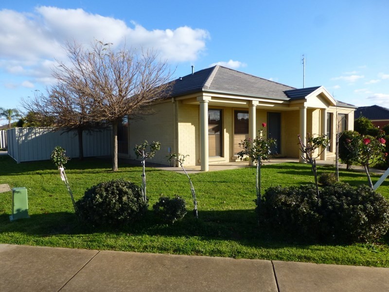 1 Aberdeen Way, Moama NSW 2731